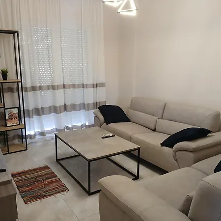 Ana Appartament * Durrës