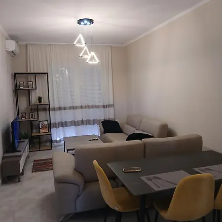 Ana Appartament * Durrës